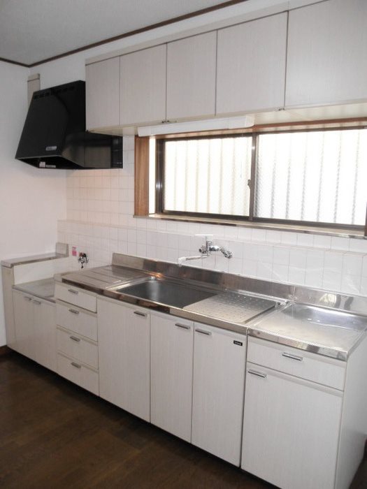 ハイツ・フォーレスト キッチン