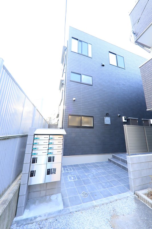 ラ　プティート　ヴィラ神楽坂 202号室 外観