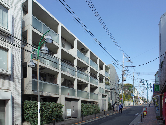 zephyr 104号室 外観