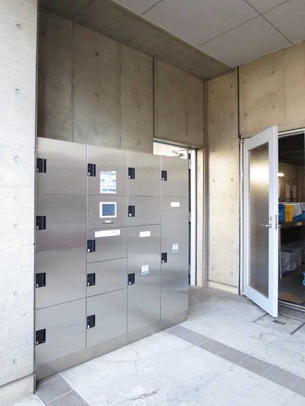 アーツ芝浦 玄関