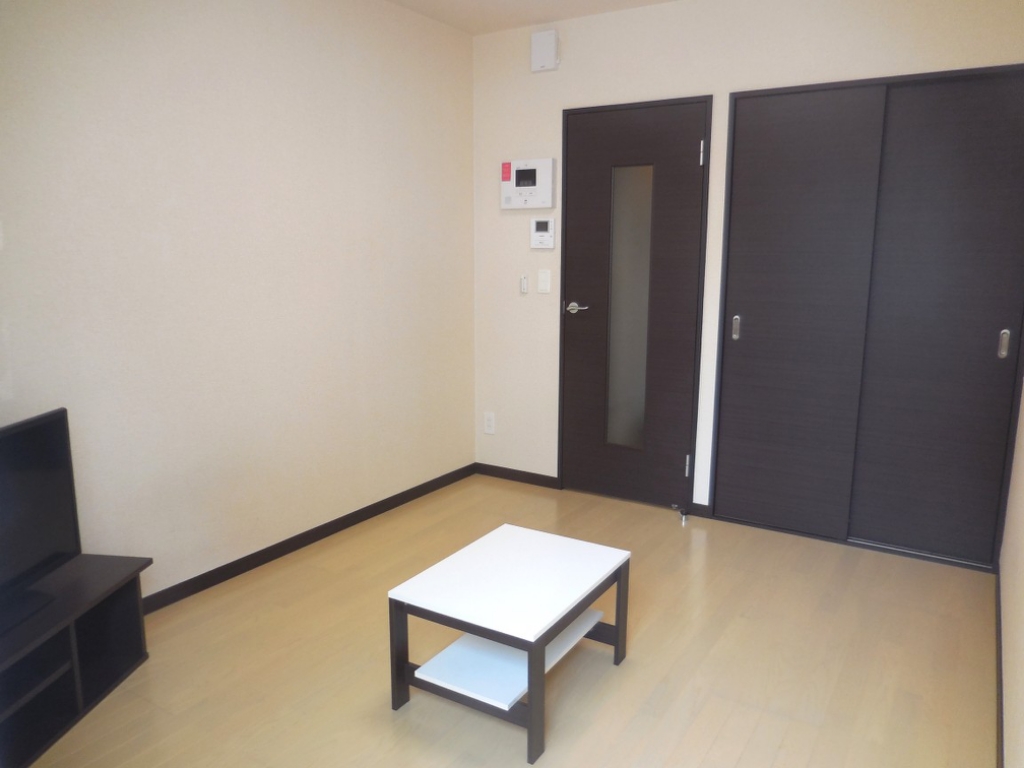 レオネクストＵＢＵＫＡＴＡ リビング