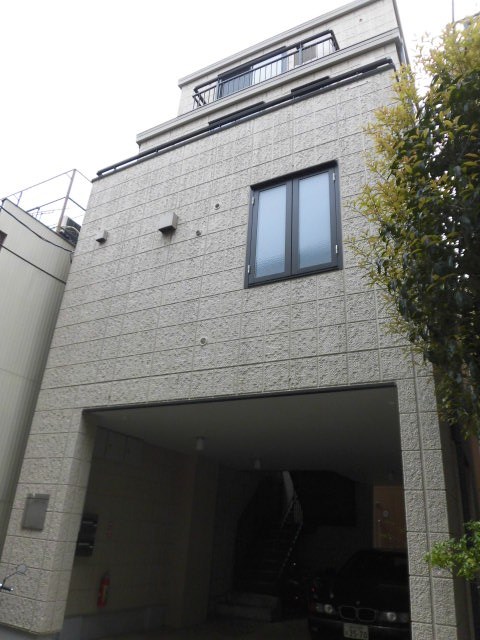 WEST HILL 301号室 外観