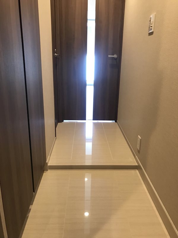 メイクスデザイン芝公園 玄関