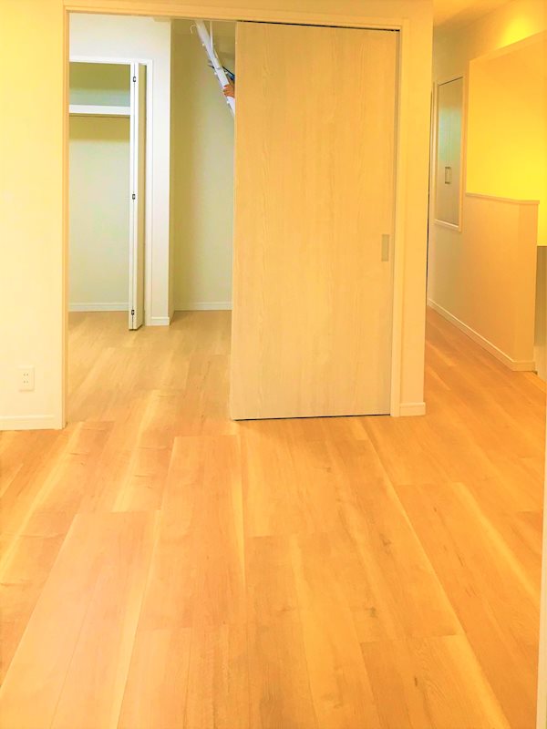 船橋3丁目8番地6号 リビング