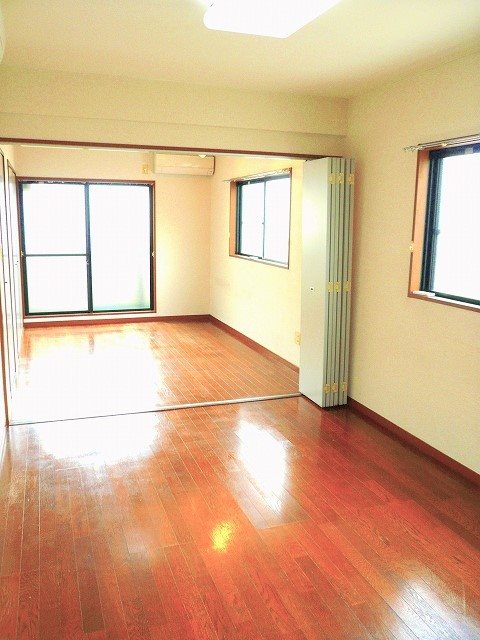 オーシャンヴィレッジⅡ リビング