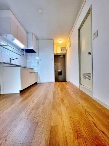 関東小滝橋第3マンション リビング