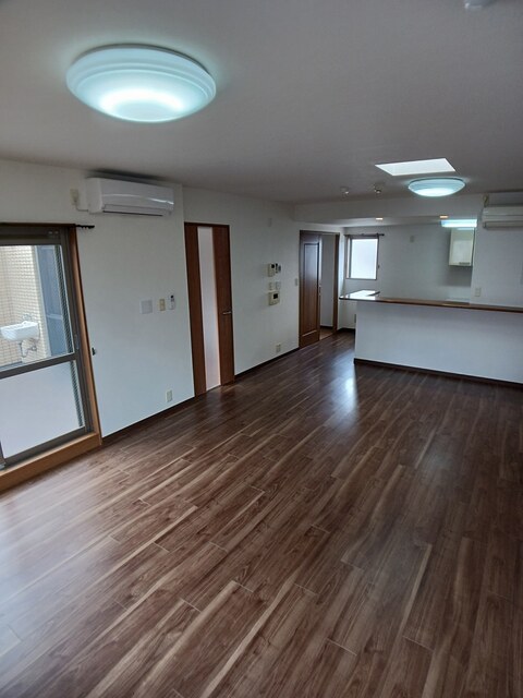 ホーメイ　ビルディング リビング