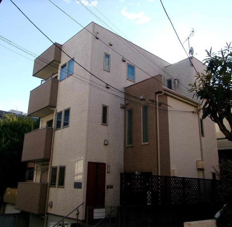 クアルティエーレ四ツ谷 Ｂ号室 外観