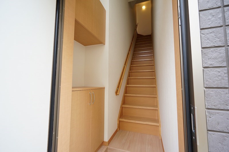 CIK24(シーアイケー24) 玄関