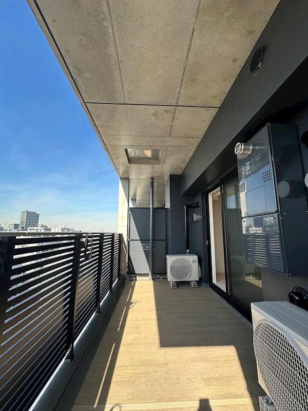 ZOOM本郷 ベランダ