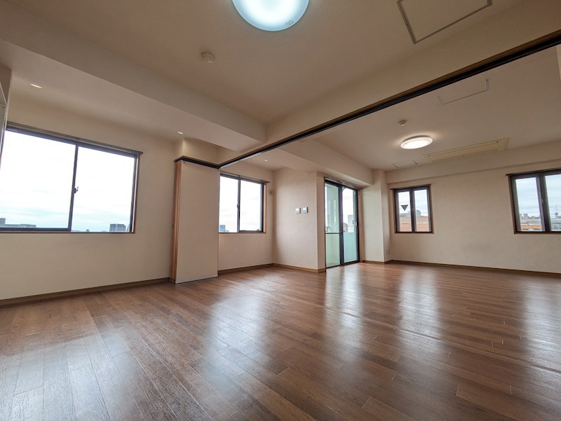 第2栄晃ビル リビング