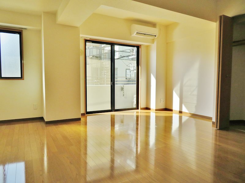 サンピア西須賀 リビング