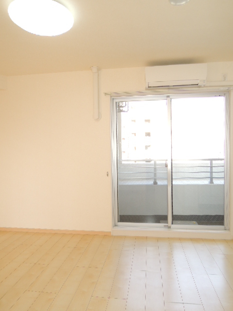 グランドルチェ　白山 リビング