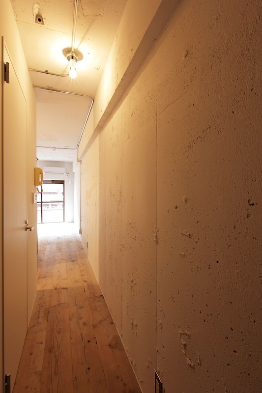 ロイヤルハイツ新宿御苑 玄関