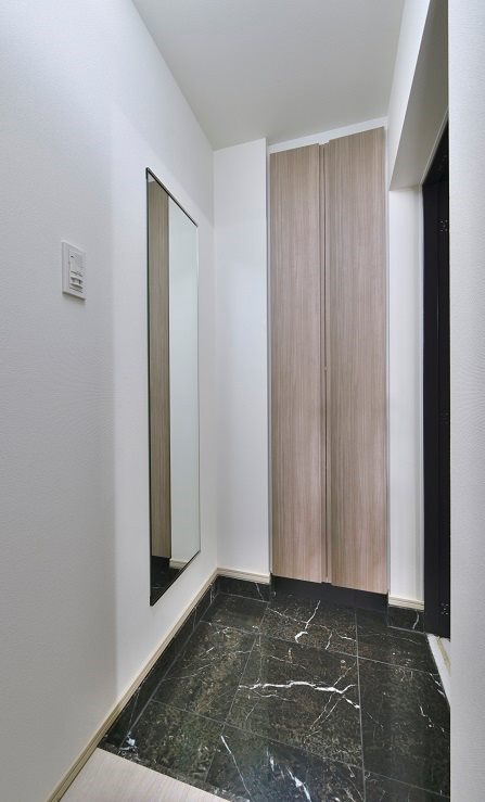 アルテシモサグラ 玄関