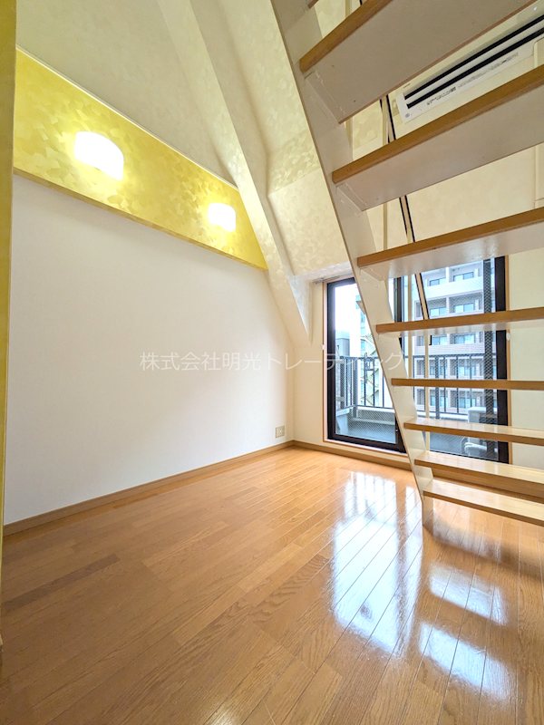 OLIO湯島 リビング