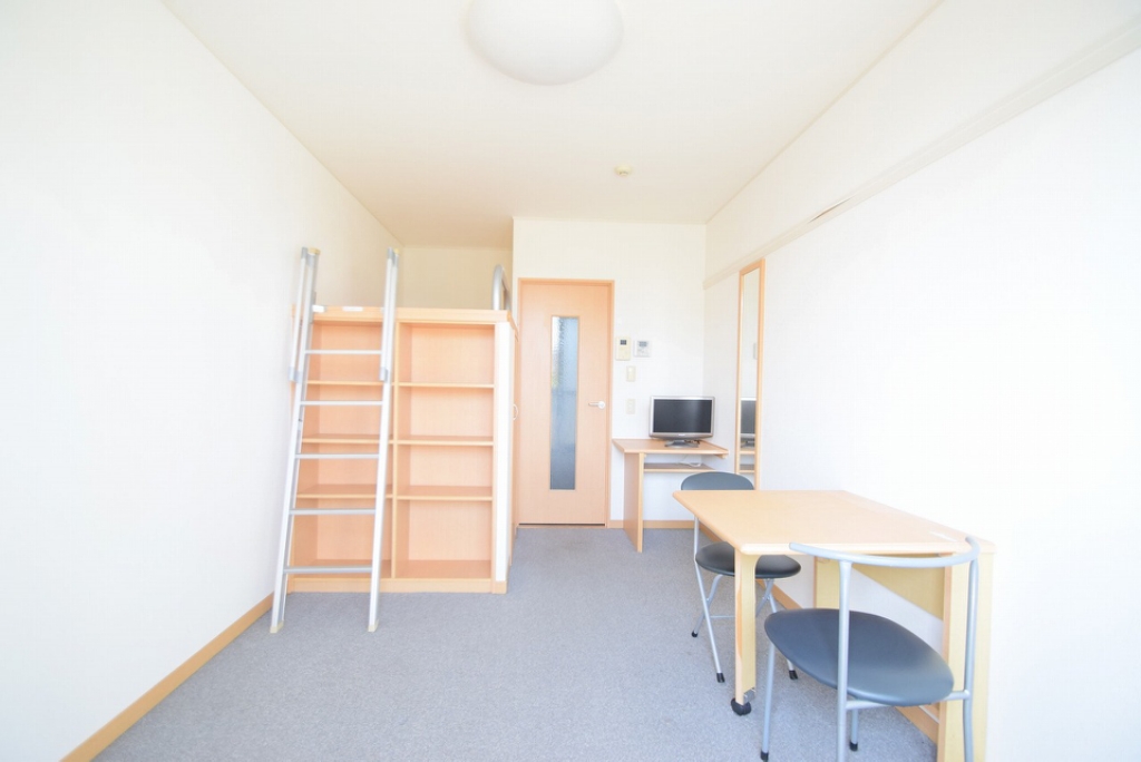 レオパレスＥＡＳＴＡＧＥⅠ リビング