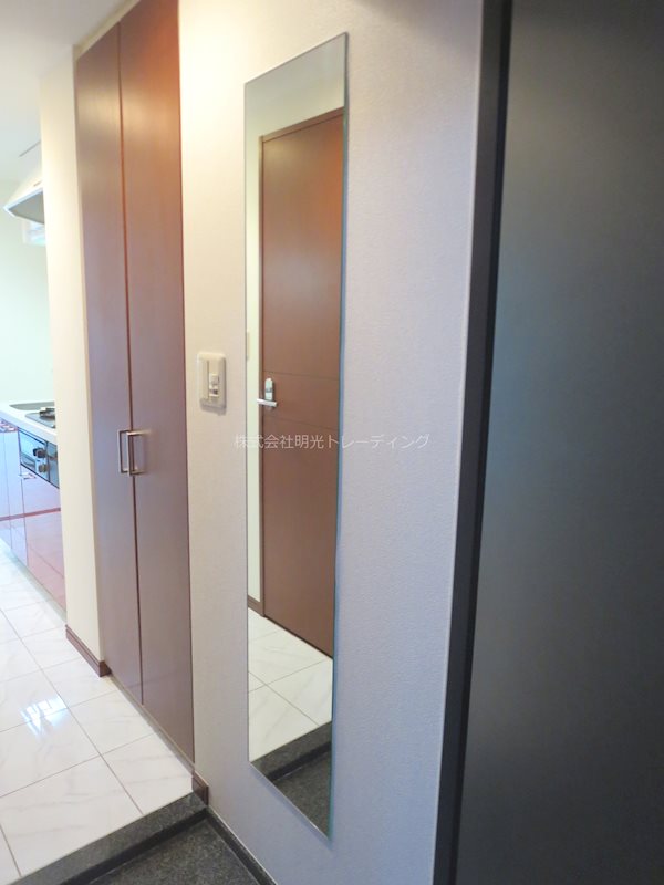 パレステュディオ六本木ＥＡＳＴⅡ 玄関