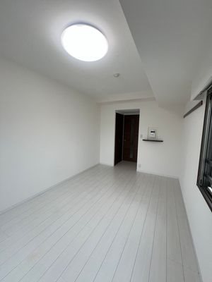 ＡＲＴＥＳＳＩＭＯ ＧＩＮＯ 玄関