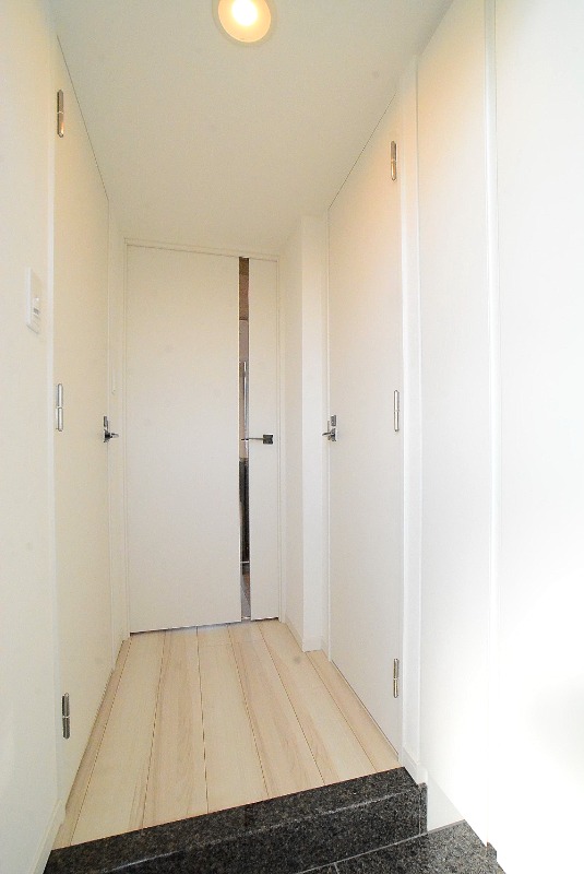 ステージファースト経堂アジールコート 玄関