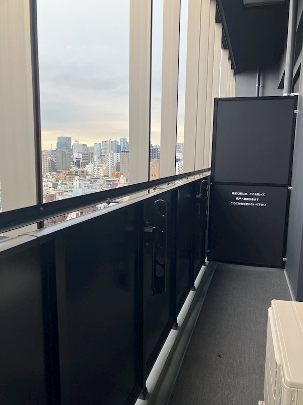 ZOOM新宿御苑前 ベランダ