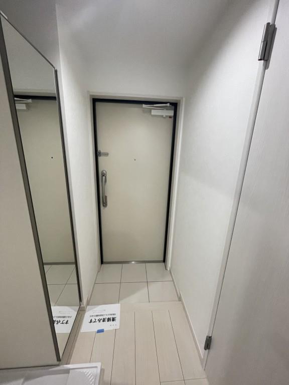 FLレジデンス菁英公館 玄関