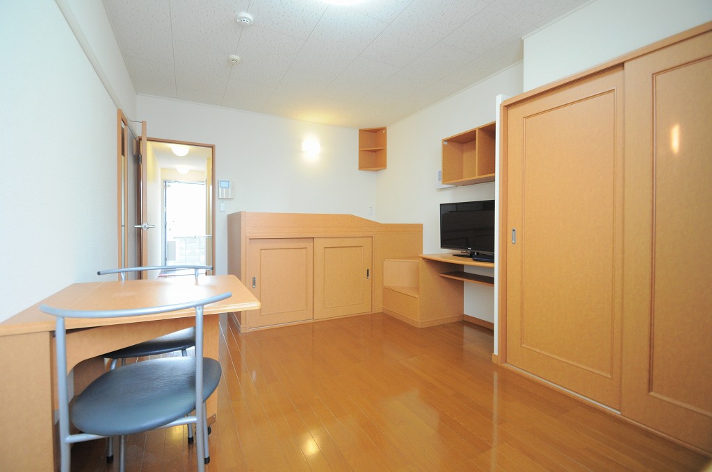 レオパレスＪＩＺＯ リビング