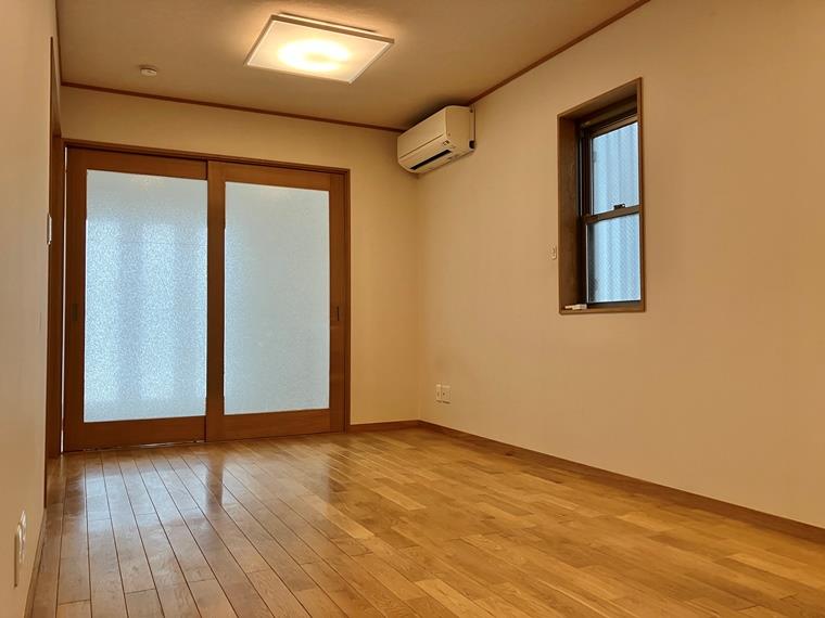 千駄木戸建 玄関