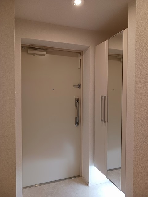 メゾン　アイティー　キング 玄関