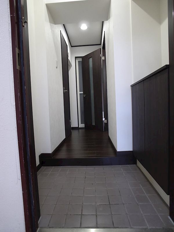 ピースフル桃丘 玄関