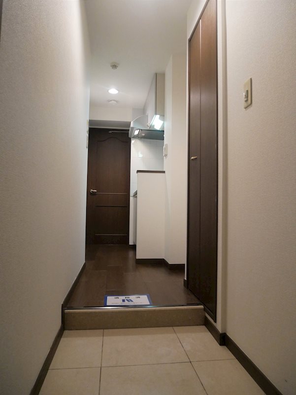 ステージファースト青山 玄関