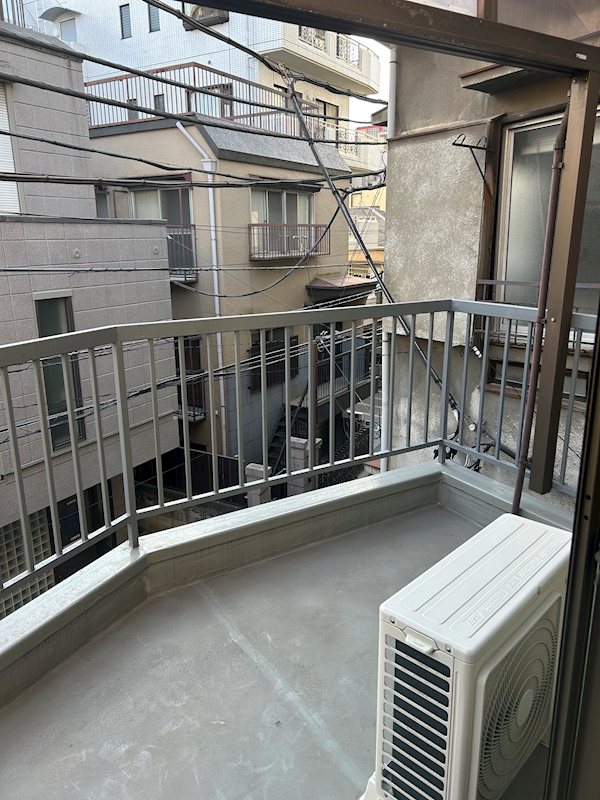 大塚戸建 ベランダ