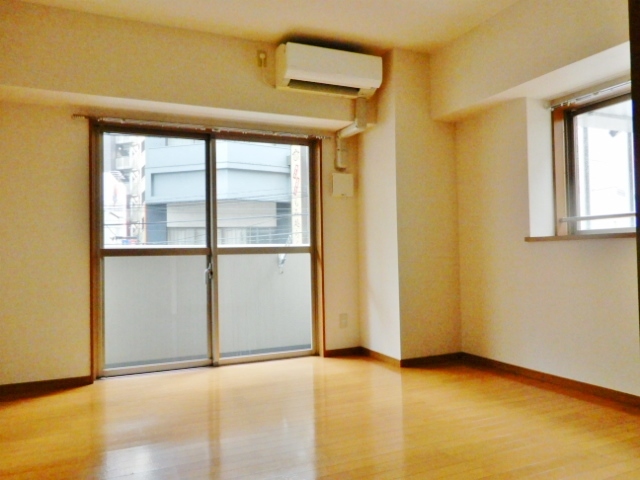 クレスト高円寺 リビング