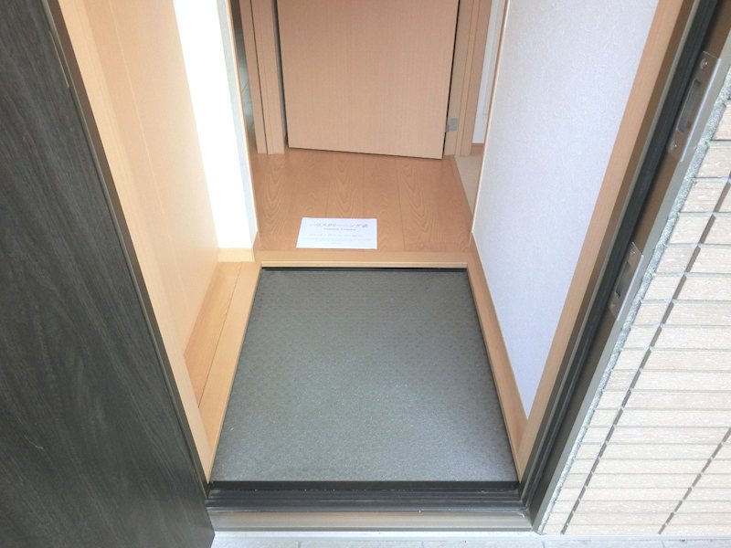 カーサ大井倉田 玄関