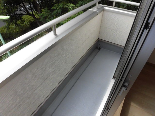 サンライズ烏山 ベランダ