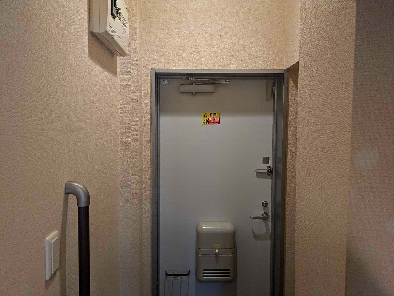 レオネクストヒルズ羽根木 玄関