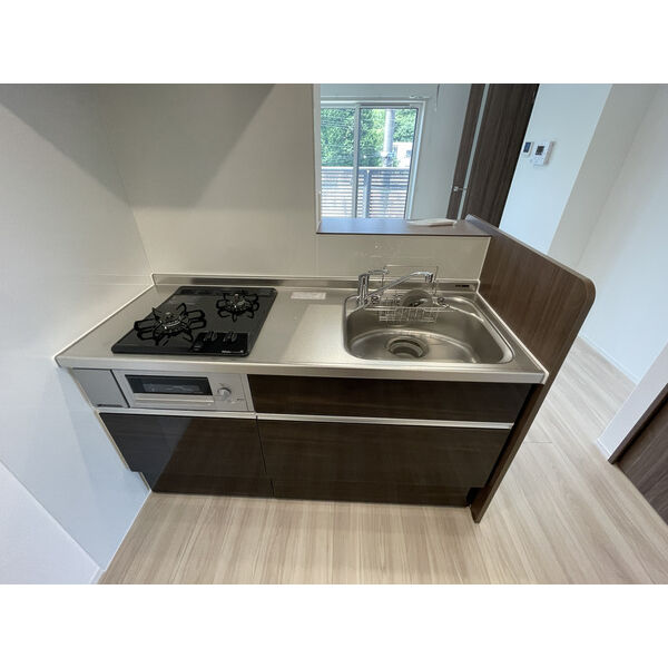 White Base 駒場 キッチン