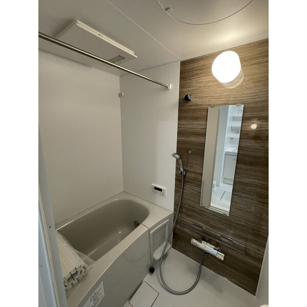 White Base 駒場 風呂画像