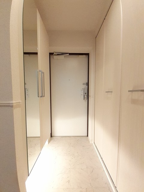 パークサイド十番山　経堂 玄関