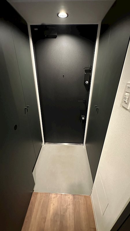 ZOOM新宿御苑前 玄関
