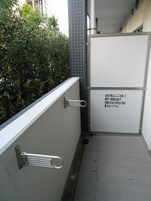 エスティメゾン新中野 ベランダ