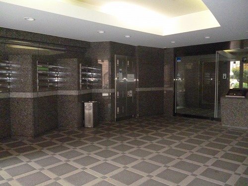 ルーブル渋谷松濤 玄関