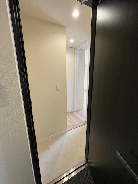 クロノライズ 玄関
