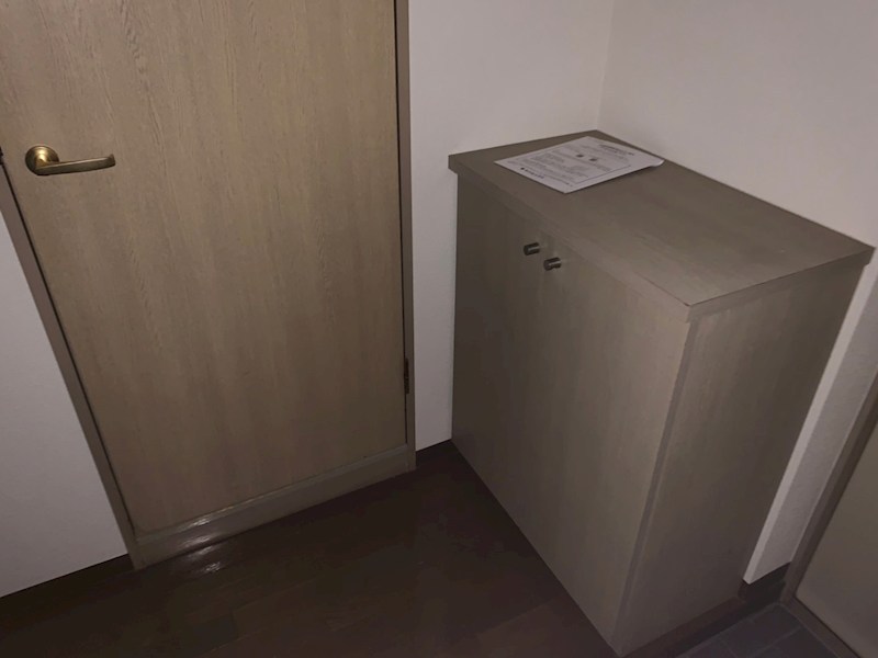 シャンテ三宿 玄関