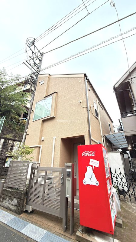 新宿区若葉2丁目4-22戸建 外観