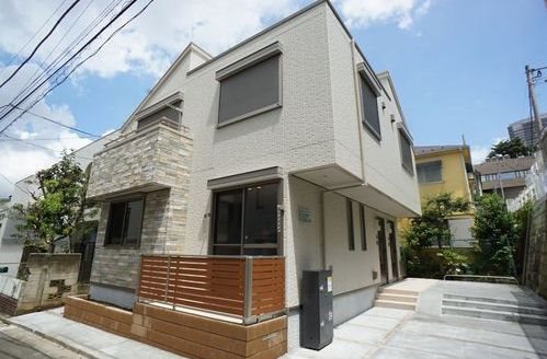 メゾン茶屋坂 201号室 外観