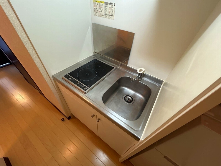 レオネクストディヴェルソ キッチン