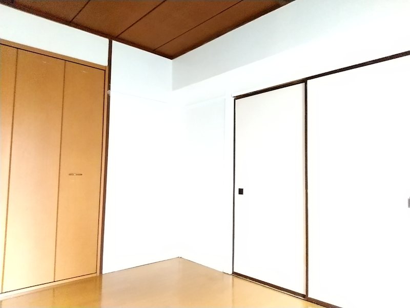 平原マンション ベッドルーム