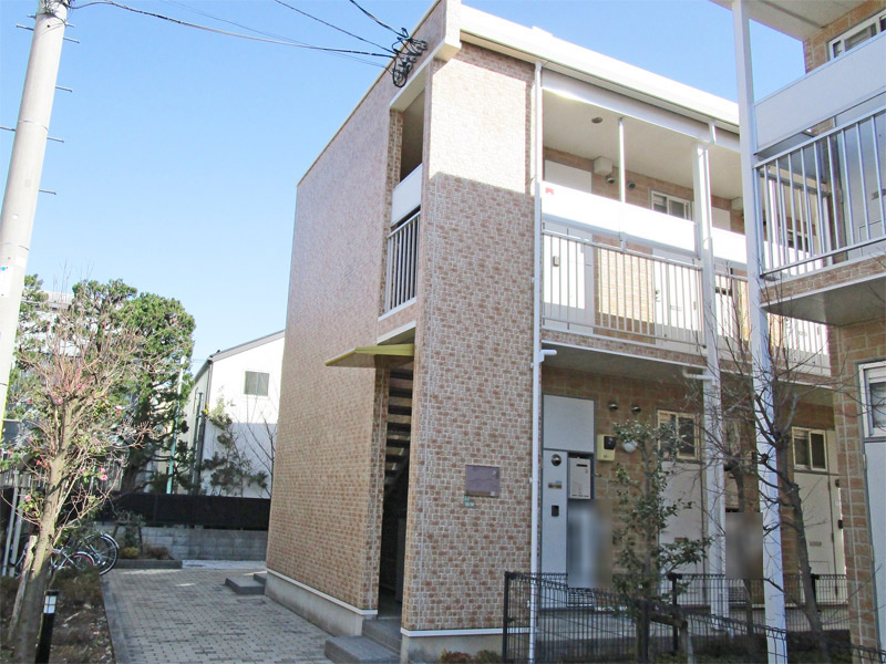 レオパレスハウス用賀 202号室 外観