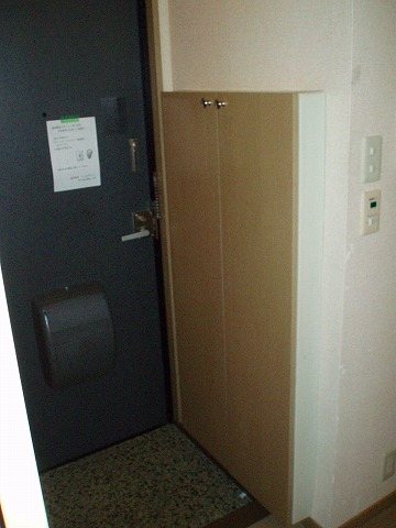 アデッソ学芸大  玄関